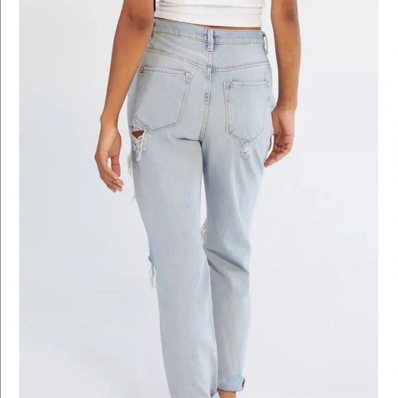 BDG Urban Outfitters 26 High Rise Mom Jeans Light Washed Holes Destroyed Ripped - Picture 2 of 10